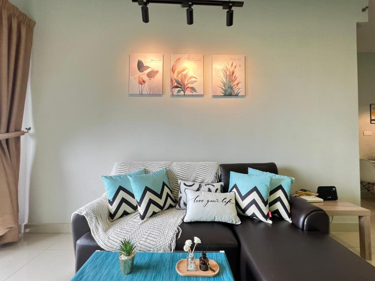 Riverview 8pax 3br In Kbtown Ps4, Netflix A-1-2 Kota Bharu