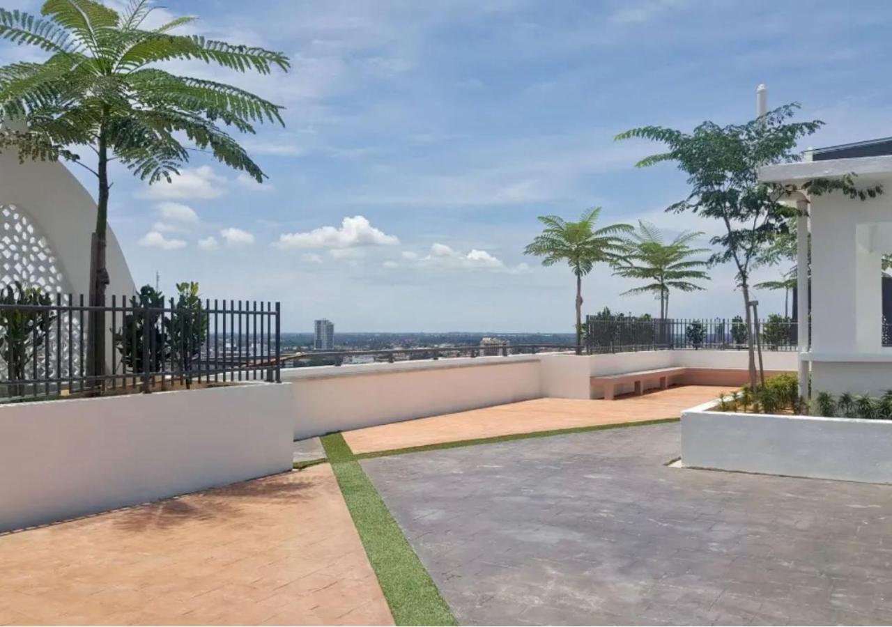 Riverview 8pax 3br In Kbtown Ps4, Netflix A-1-2 Kota Bharu